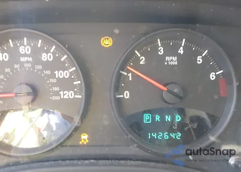 2013 Jeep Compass Sport z USA, uszkodzony, nr VIN 1C4NJCBA1DD272839